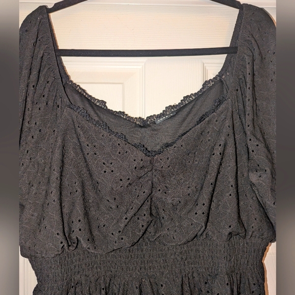 Torrid Off Shoulder Black Eyelet Blouse - Picture 2 of 4